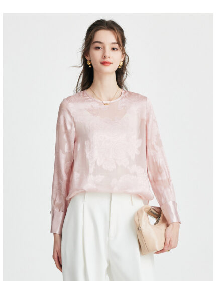 25 year spring/summer round neck fashionable jacquard age reducing loose and comfortable silk shirt for women