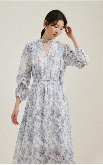 V-neck dress, short, medium to long, elegant half skirt