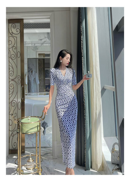 Original design floral skirt temperament geometric print V-neck dress