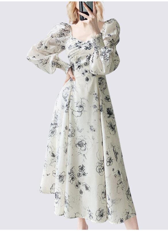 Vestido mediano y mediano con estampado de cuello cuadrado de meetmetro