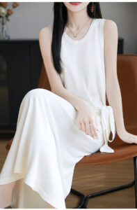 Women's round neck side tie dress
