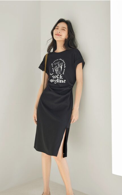 Duibai Half Sleeve Knitted Dress