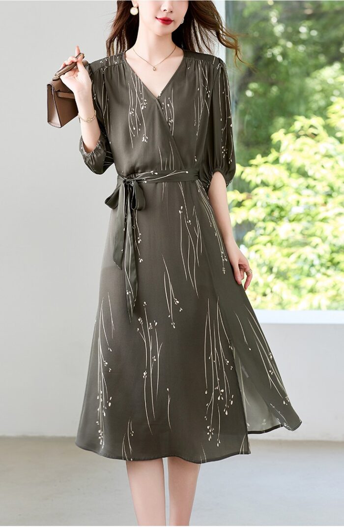 New mulberry silk line printed V-neck lace up commuting dress