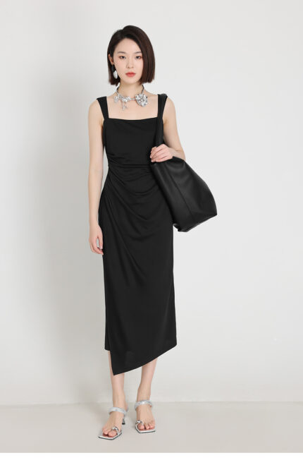 Biselena suspender waist cinching and slimming black skirt dress