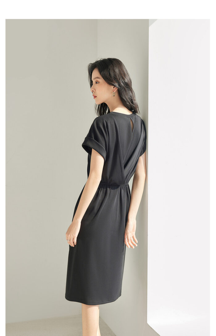 Duibai Half Sleeve Knitted Dress