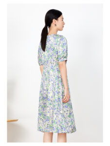 Acetic acid printed dress with elegant waist cinching design