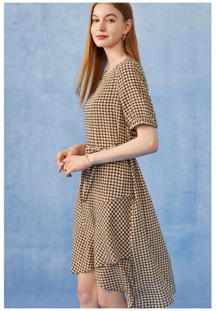 A-line short sleeved women's silk women's dress