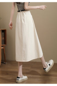 Elastic waist A-line skirt