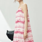 SENTUBILA one-piece collar water ripple gradient pleated camisole dress