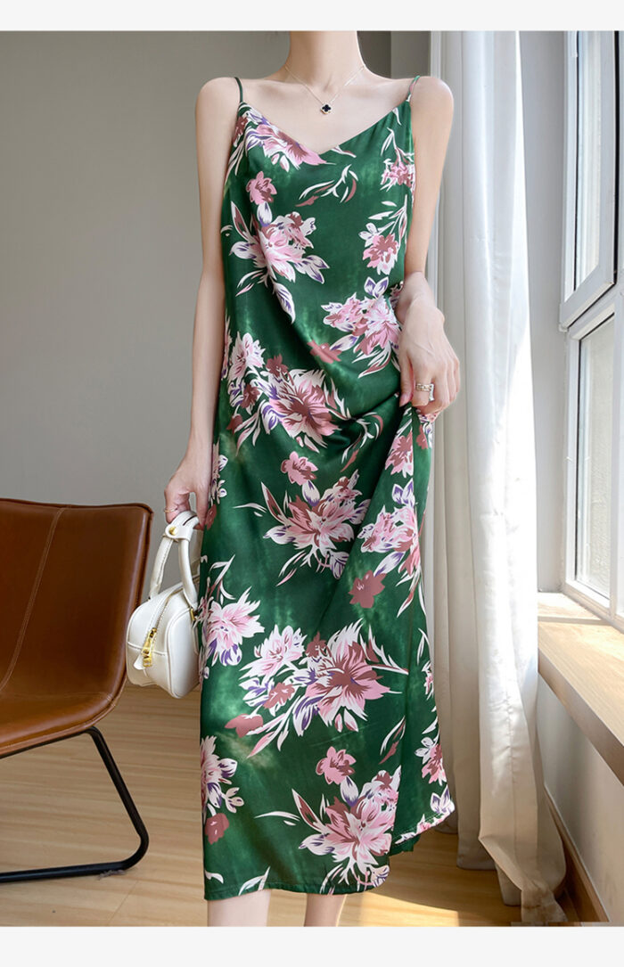 V-neck dyed jacquard camisole dress