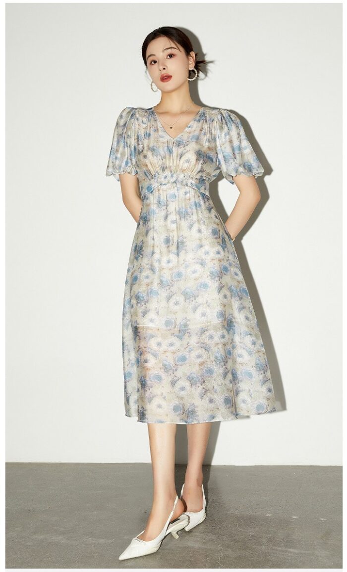 Xiashan tea printed waist cinching short sleeved silk dress
