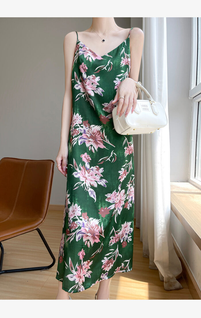 V-neck dyed jacquard camisole dress