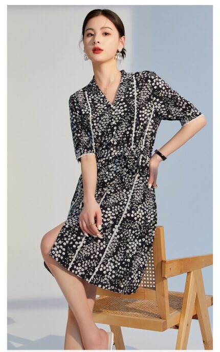 Vintage floral V-neck silk dress