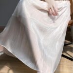 Suspended casual skirt
