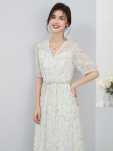 Small floral V-neck silk dress