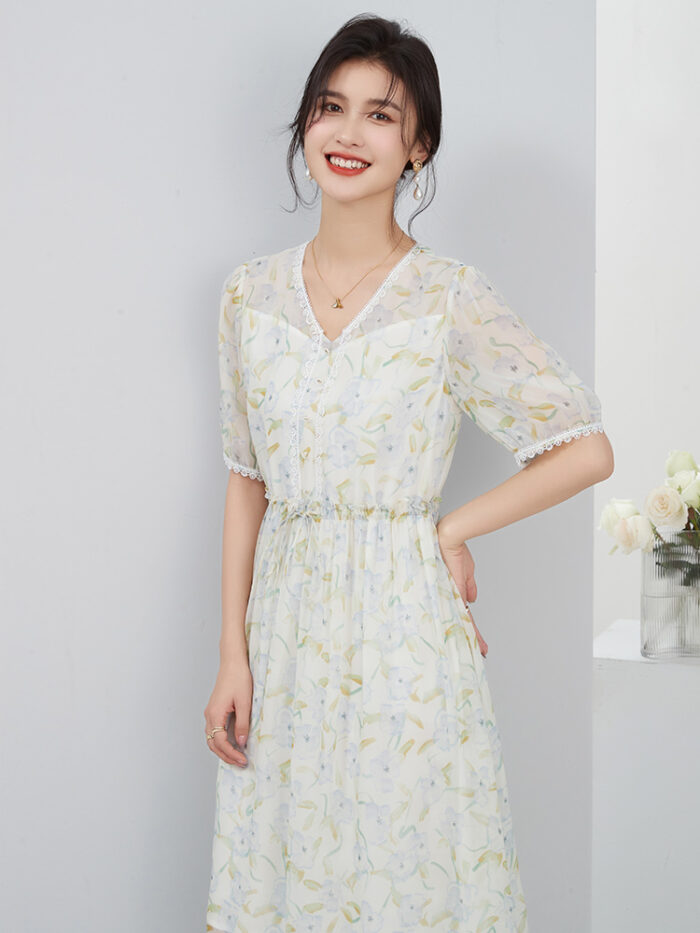 Small floral V-neck silk dress