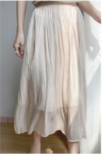 Suspended casual skirt