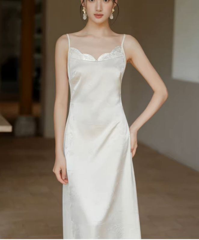 wearing a suspender long dress inside