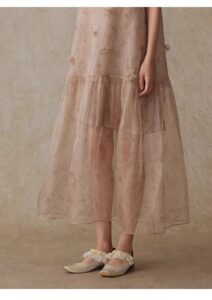 Round neck sleeveless dress