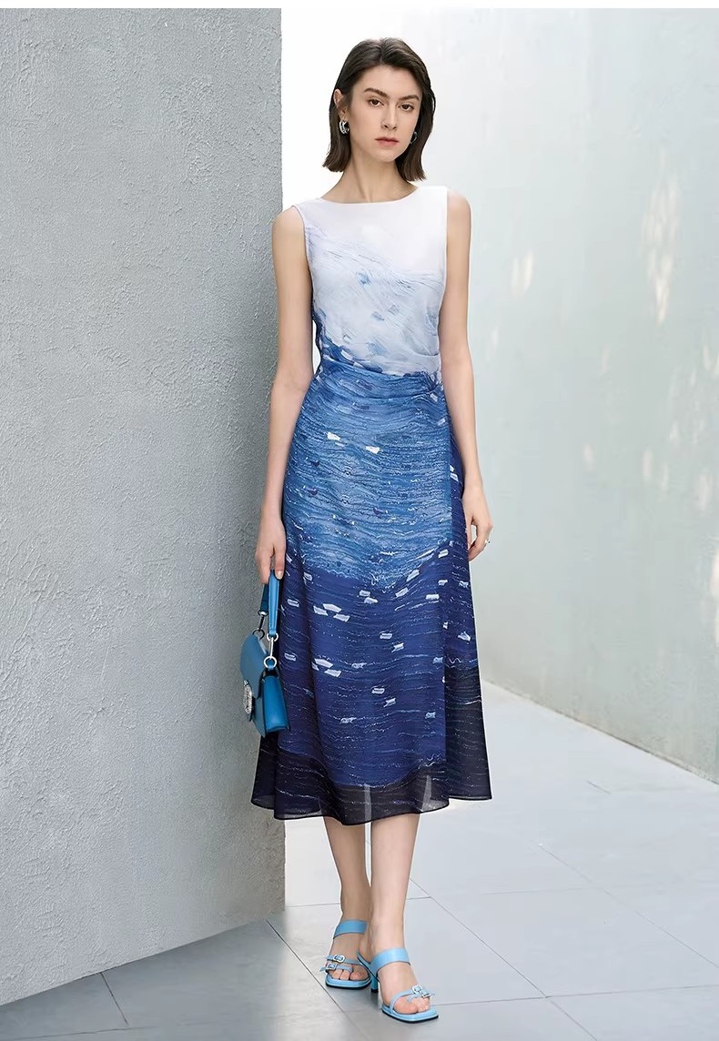 2026 new design with unique waist cinching French temperament long skirt 2026 new design with unique waist cinching French temperament long skirt