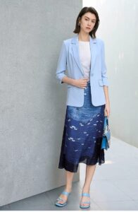 2026 new design with unique waist cinching French temperament long skirt