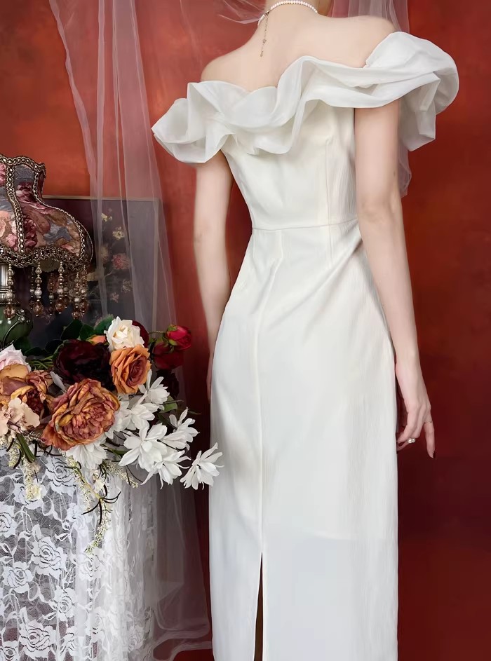 French retro dress women's summer dress Hepburn one shoulder long skirt French retro dress women's summer dress Hepburn one shoulder long skirt