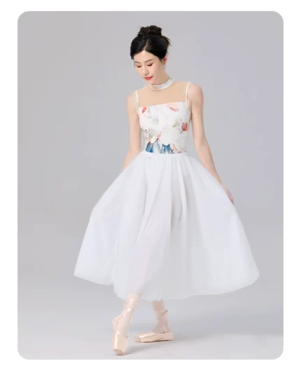 Ballet training costume, dance costume, sleeveless dress with body shape