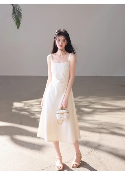 Wearing camisole dresses for petite bourgeoisie