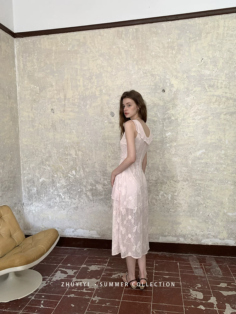 New French style white sleeveless chiffon dress New French style white sleeveless chiffon dress