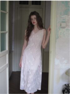 New French style white sleeveless chiffon dress
