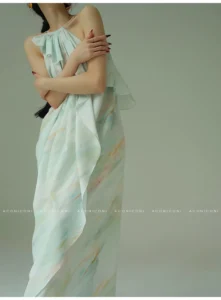 Vacation style, beautiful atmosphere, suspender long dress