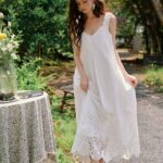 White French V-neck loose sleeveless dress