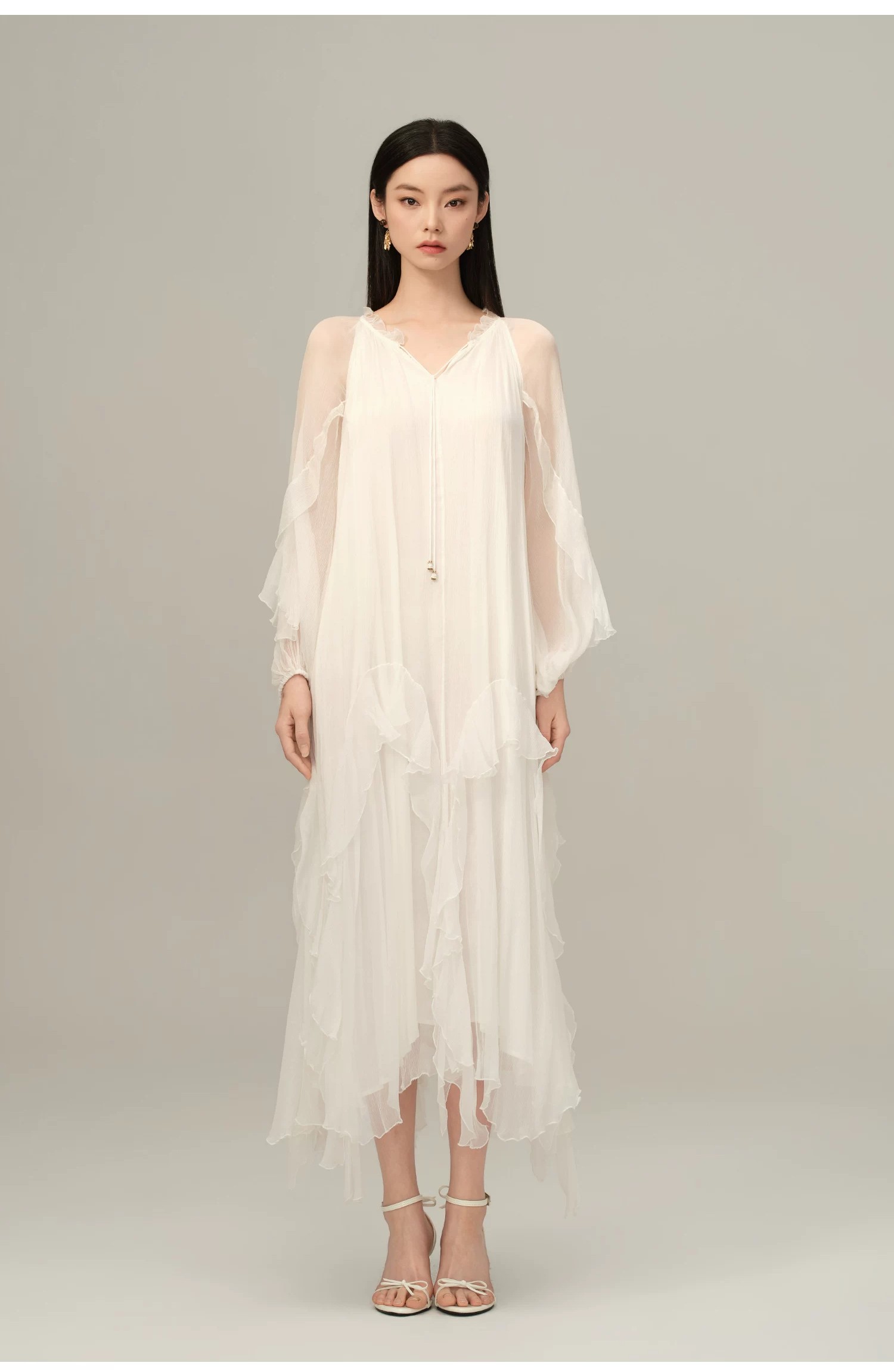 Silk white dress 2026 early spring new nightgown Silk white dress 2026 early spring new nightgown