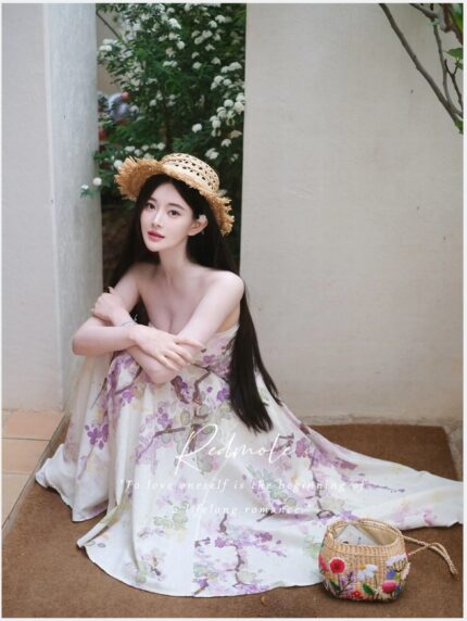 Hand drawn wisteria printed strapless skirt set