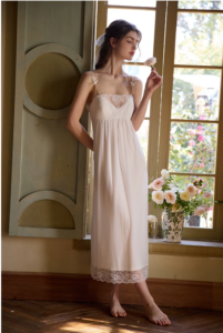 Women's Spring and Autumn lace French nightgown and two piece set of high-quality pajamas