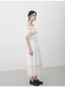 Camellia white hollowed out embroidered two-piece top and skirt