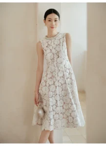 Customized water-soluble lace elegant sleeveless slimming dress