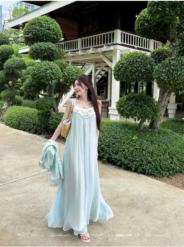 New Chinese style embroidered camisole skirt