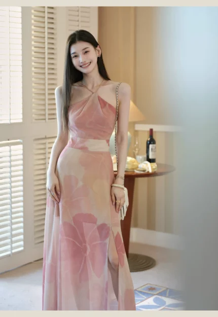 Hanging neck printed dress