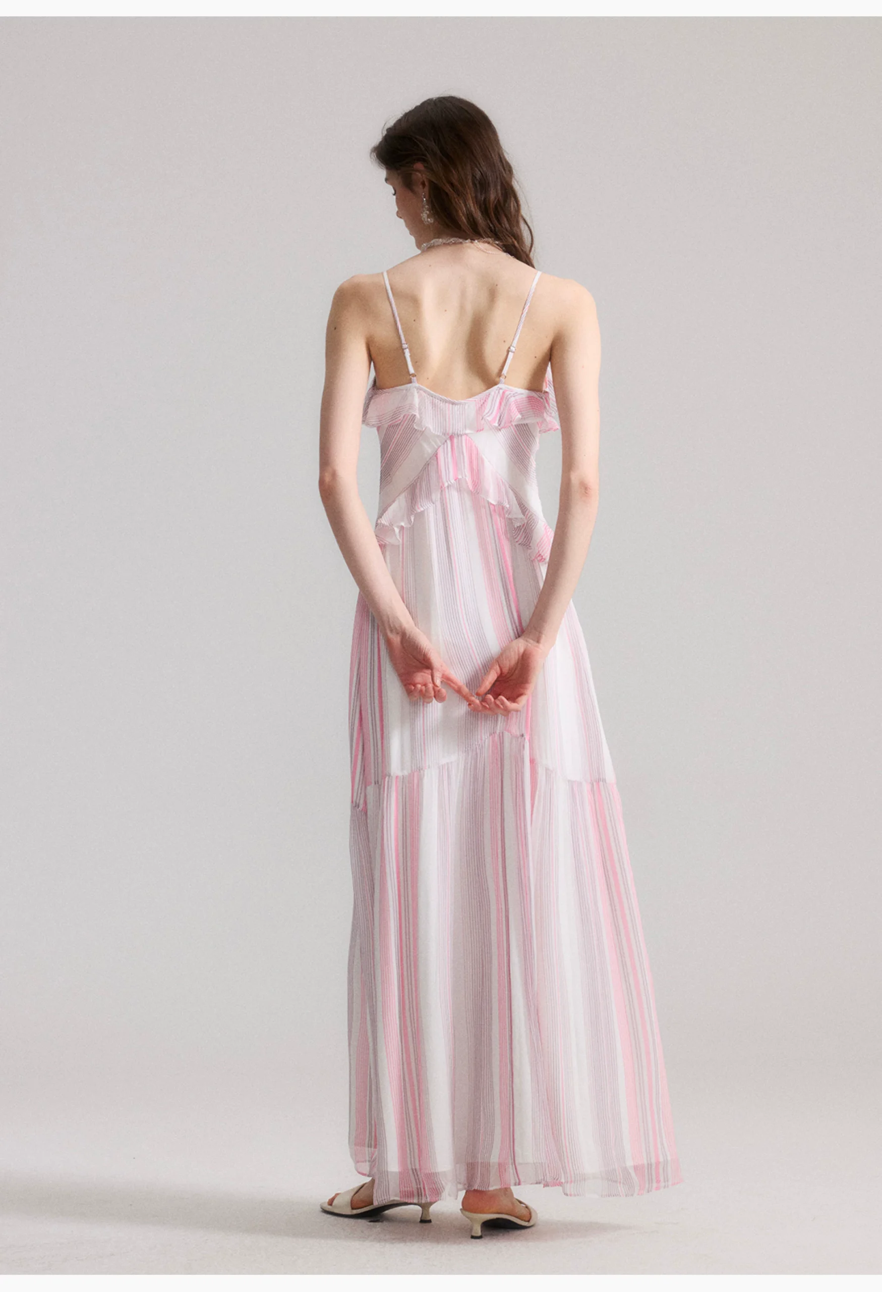 Summer new lightweight and elegant striped ruffle edge suspender long skirt Summer new lightweight and elegant striped ruffle edge suspender long skirt