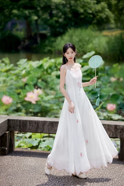 Original Embroidered Strap Dress for Women's New Chinese Style Long Dress