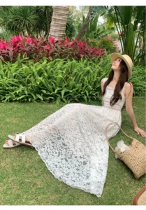 White camisole dress with lace temperament