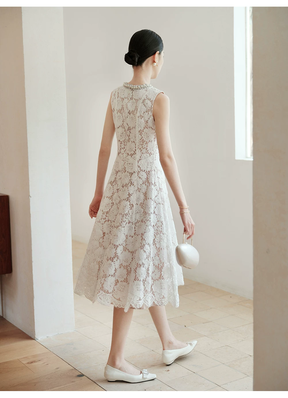 Customized water-soluble lace elegant sleeveless slimming dress Customized water-soluble lace elegant sleeveless slimming dress