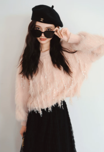 Lazy and relaxed high-end white woolen women's knitted sweater