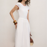 Rose embroidery contrasting color knitted dress, fashionable commuting waist cinching dress
