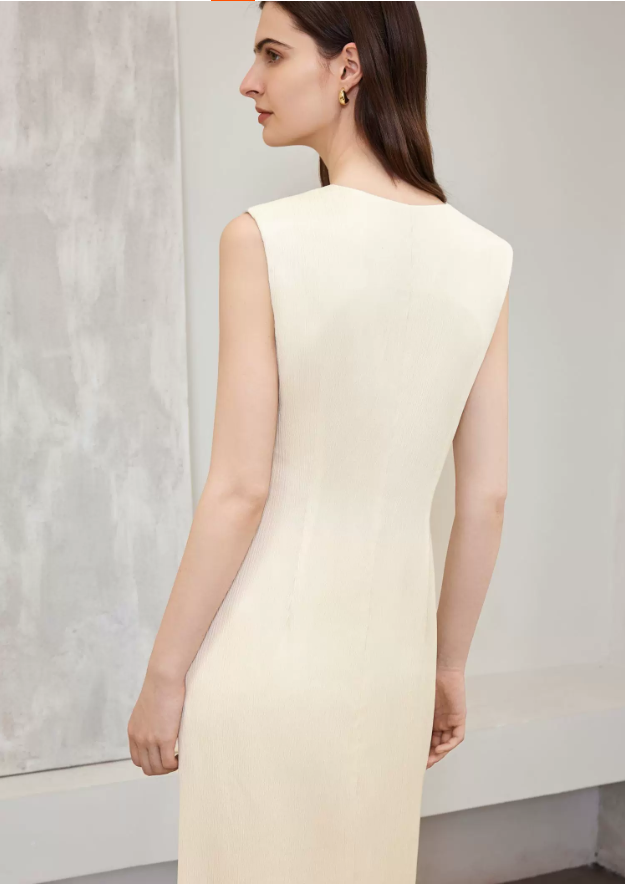 Advanced V-neck sleeveless dress Advanced V-neck sleeveless dress