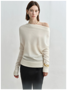 Flat shoulder pile neck knitted sweater with bat sleeves for women