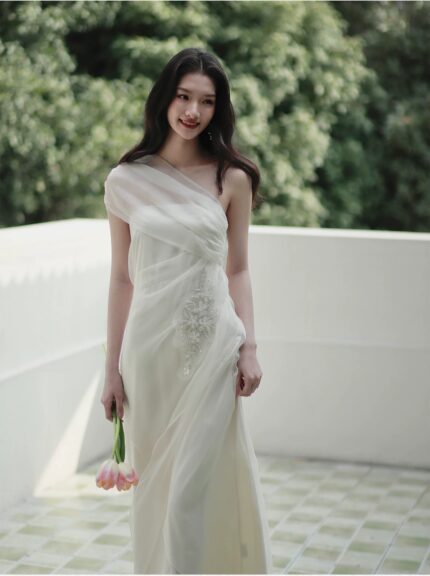 Oblique Shoulder Light Yarn Nail Bead Wedding Dress Morning Robe Dress