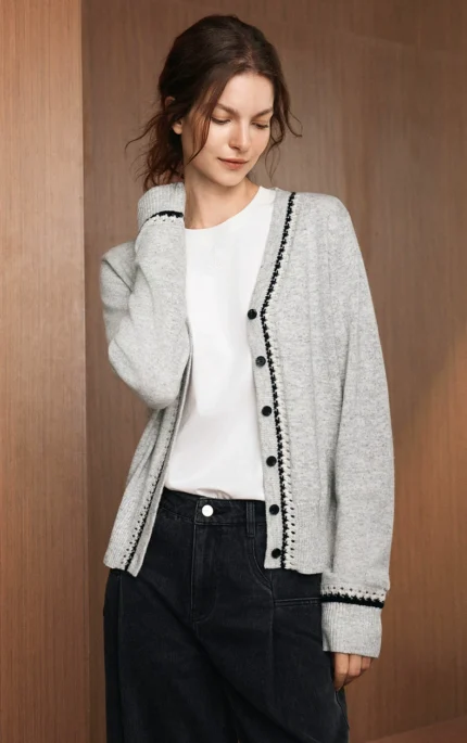 Sheep wool hollow V-neck knitted cardigan for women