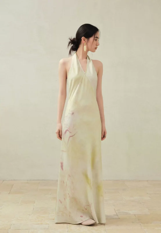 V-neck hanging neck printed dress